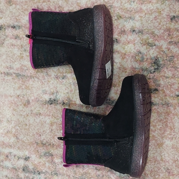 Skechers Twinkle Toes Shimmer Heart Boots - Picture 5 of 5